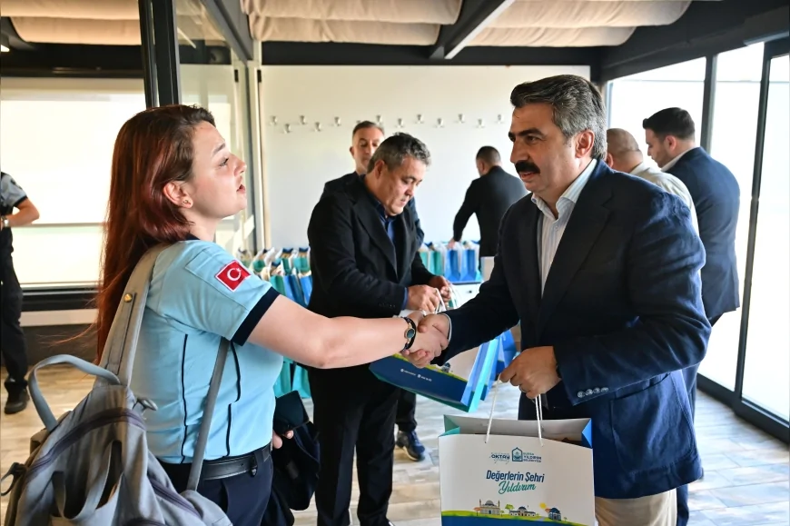 Yıldırım Belediye Başkanı Oktay Yılmaz: “Vatandaşımızın ihtiyaçlarını anlayarak çözüm üreten bir hizmet anlayışını hakim kılmalıyız”