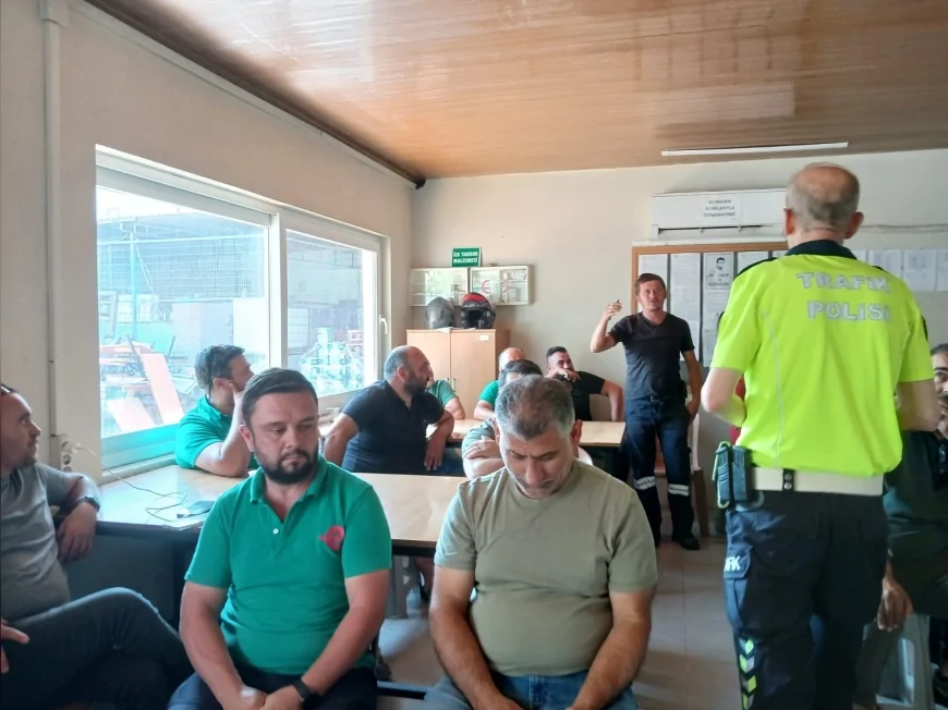 Efeler Belediyesi şoför personeline güvenli sürüş ve trafik eğitimi verdi