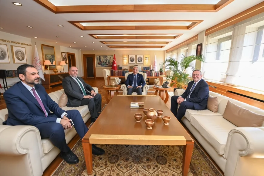 Kültür ve Turizm Bakanı Mehmet Nuri Ersoy: “Tarih, kültür ve ortak hafızamız üzerine değerlendirmelerde bulunduk”