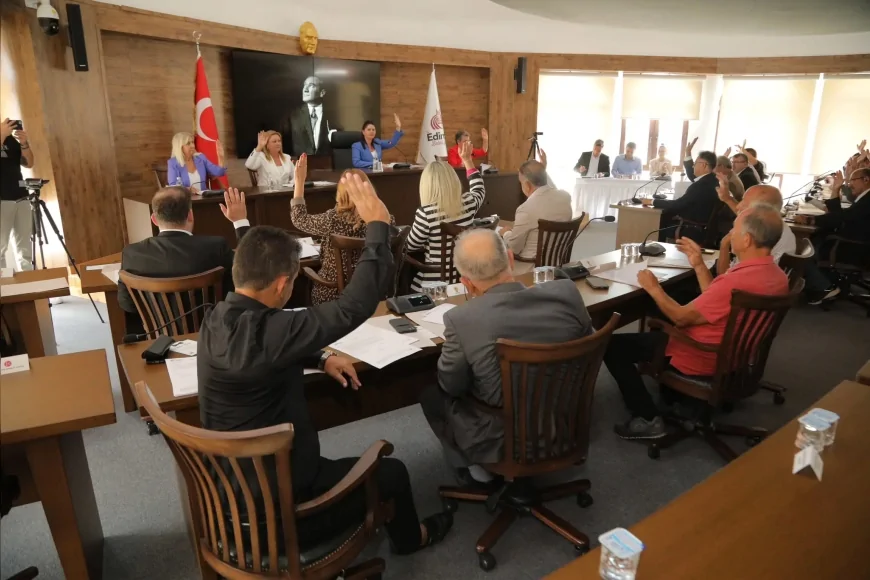 Edirne Belediye Başkanı Filiz Gencan: “Karaağaç’ta altyapı çalışmalarımızı hızlı şekilde devam ettiriyoruz”
