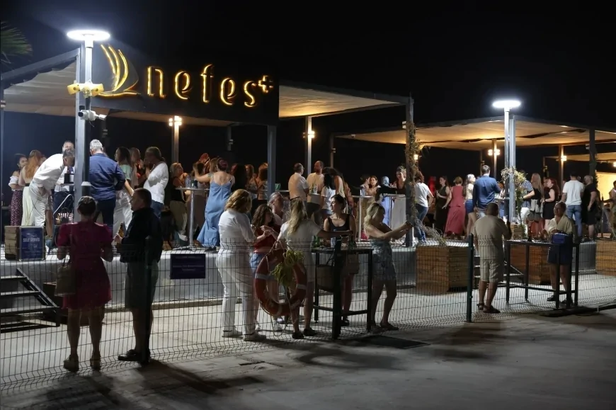İzmir Marina’da pop klasikleri gecesi Muharrem Öztürk konseriyle müzikseverleri buluşturacak