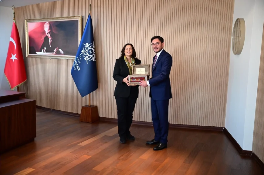 Aydın Büyükşehir Belediye Başkanı Özlem Çerçioğlu: “Merhum Valimiz Recep Yazıcıoğlu’nu saygı ve rahmetle anıyoruz”
