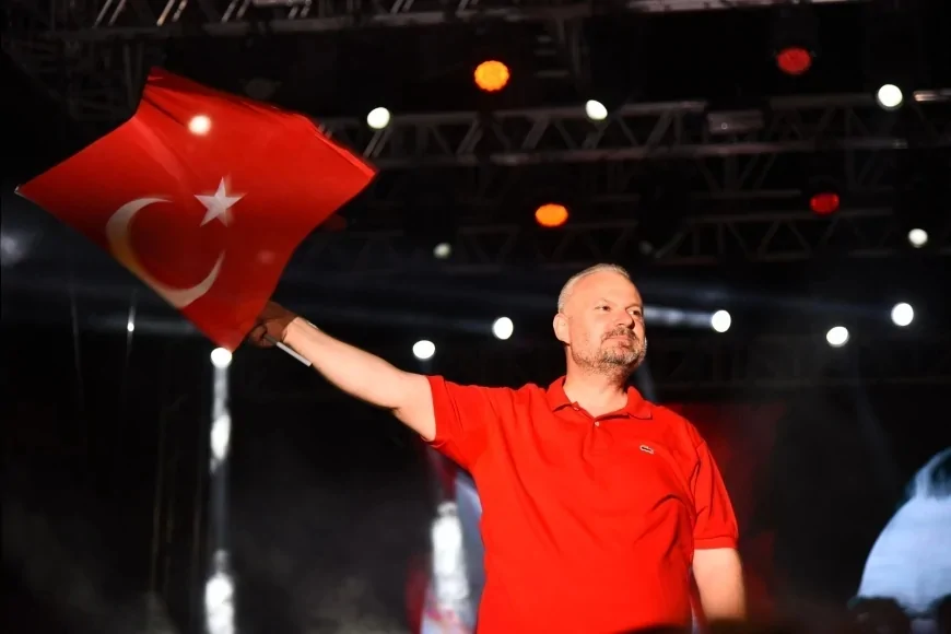 Menemen Belediye Başkanı Aydın Pehlivan: “Zaferin gururu ve coşkusunu hep birlikte yaşayalım”