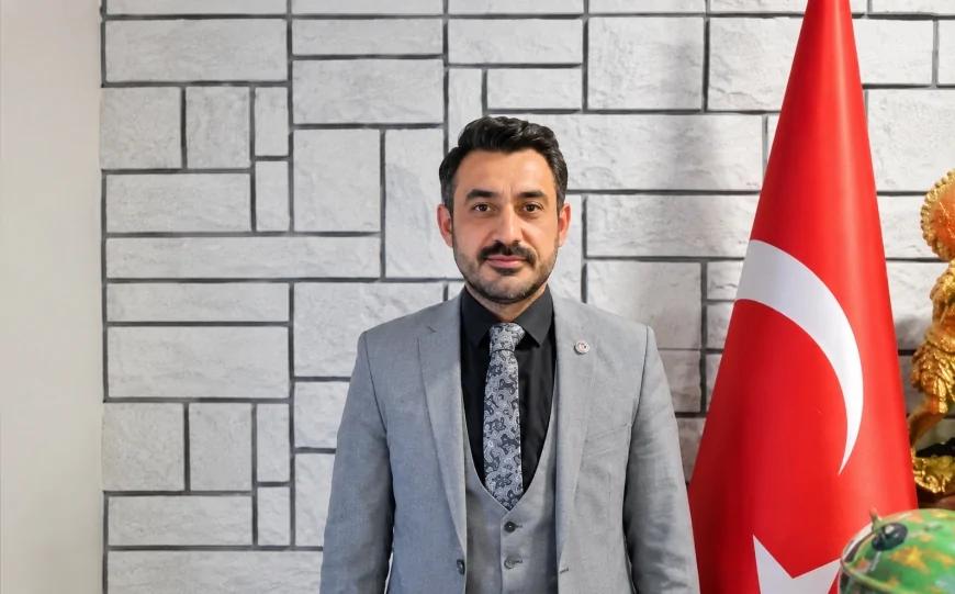 YENİDEN REFAH PARTİSİ ERZİNCAN İL BAŞKANI RECEP MUTLUTÜRK: “ÜNİVERSİTEMİZİN YENİ DÖNEMİ ERZİNCAN’A DEĞER KATMALIDIR”
