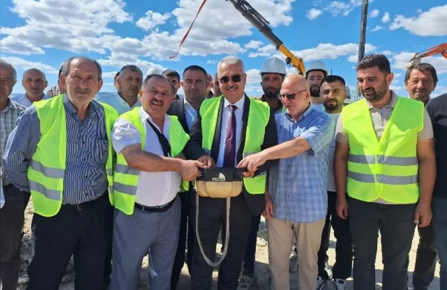 AK Parti Çorum Milletvekili Av. Yusuf Ahlatcı: Keresteciler Bölümü Çorum’un sanayi ve ticaret hayatına katkı sağlayacak