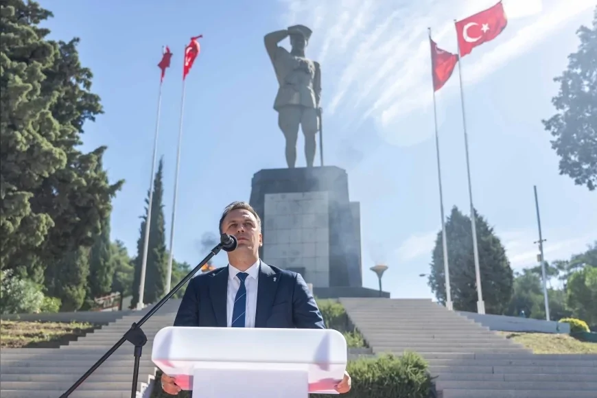 Bornova Belediye Başkanı Ömer Eşki: “Cumhuriyet değerlerini sonsuza kadar yaşatacağız”