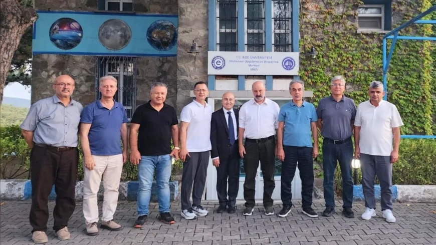 Ege Üniversitesi Rektörü Prof. Dr. Musa Alcı, Gözlemevi’nde yürütülen astronomi çalışmalarını inceledi