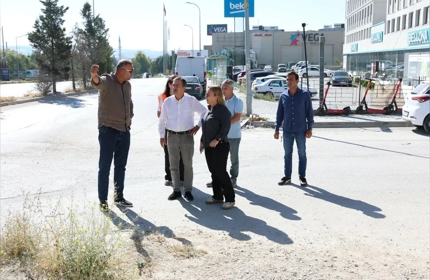 Tepebaşı Belediye Başkanı Dt. Ahmet Ataç: “Sokak sokak, mahalle mahalle ihtiyaçları gidermeye devam edeceğiz”