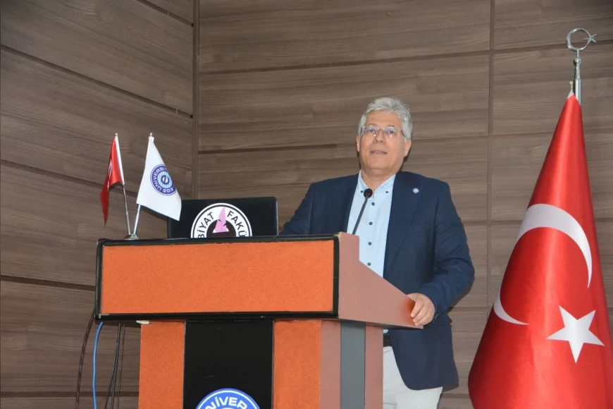Ege Üniversitesinde İzmir’in kurtuluşunun 104. yılı anıldı: “Türk milletinin kendi azminin zaferidir”