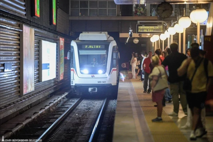 İzmir’de toplu ulaşımda kış düzeni başlıyor, otobüs, metro ve tramvay seferleri sıklaştırılıyor