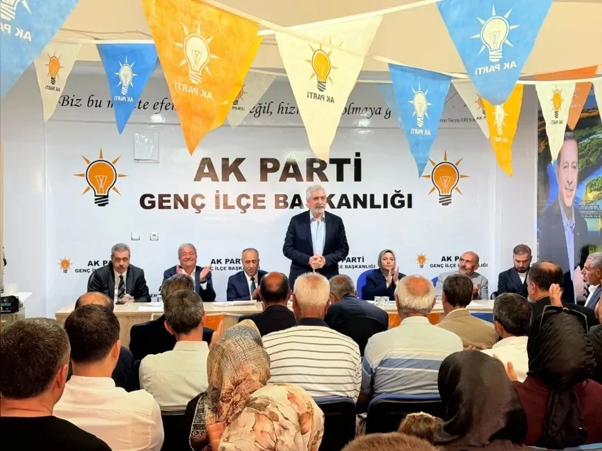 AK Parti Diyarbakır Milletvekili Galip Ensarioğlu Bingöl’ün Genç ilçesinde teşkilat ve kaymakamlık ziyaretleri gerçekleştirdi