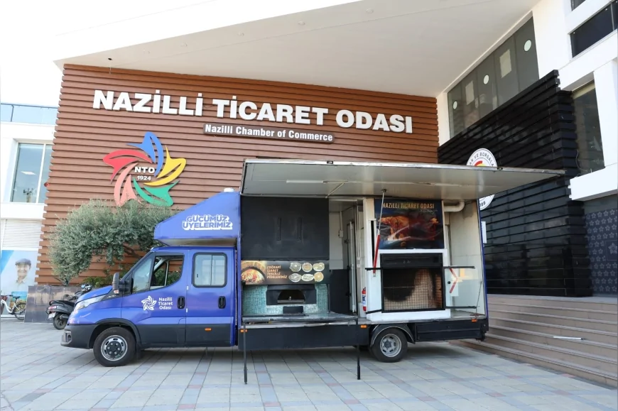 Nazilli Ticaret Odası Başkanı Nuri Arslan, hem yöresel ürünleri tanıtacak hem afetlerde kullanılacak aracı tanıttı