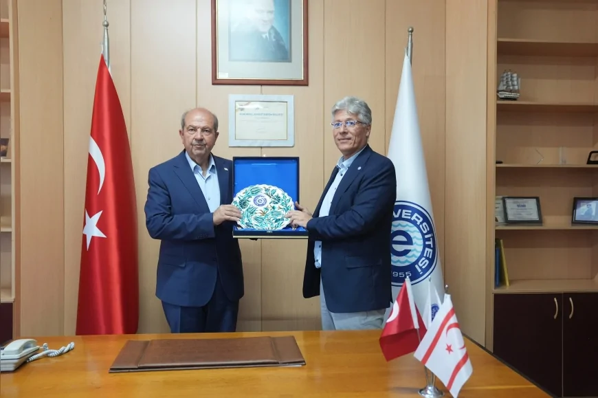 KKTC 5’inci Cumhurbaşkanı Ersin Tatar, Ege Üniversitesi Çeşme Turizm Fakültesinde turizm ve gastronomi çalışmalarını inceledi