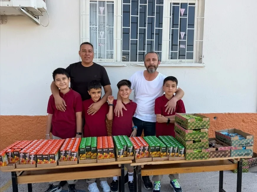 Mut’ta yeni eğitim öğretim yılının ilk gününde öğrencilere kek ve meyve suyu ikramı