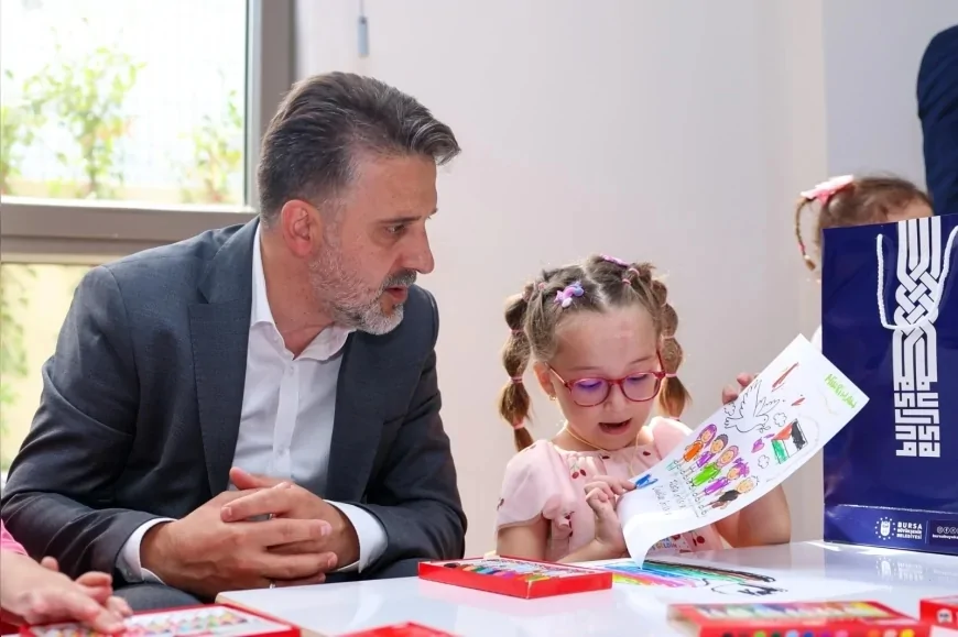 Bursa Büyükşehir Belediye Başkan Vekili Şahin Biba: “Çocuklarımızın daha güvenli ve konforlu şartlarda eğitim alabilmesi için çalışıyoruz”