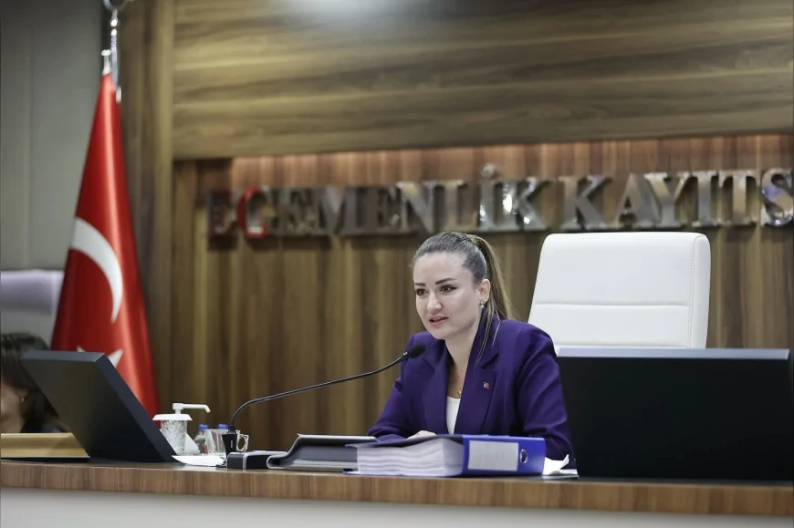 Antalya Büyükşehir Belediye Başkan Vekili Büşra Özdemir: “Antalya’ya milyar milyar liralık yatırımlar yapıyoruz”