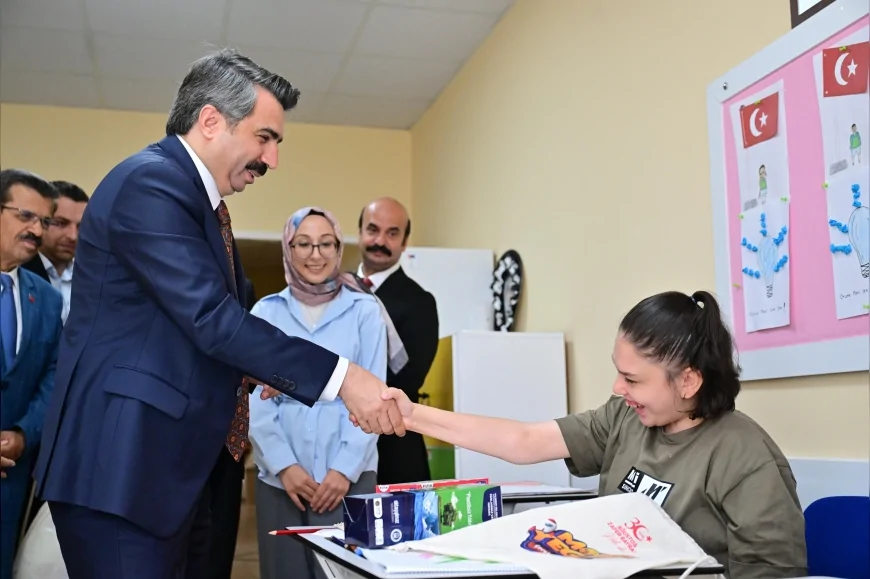 Yıldırım Belediye Başkanı Oktay Yılmaz: “Özel öğrencilerimizin eğitim yolculuklarında yanlarında olmaya devam edeceğiz”