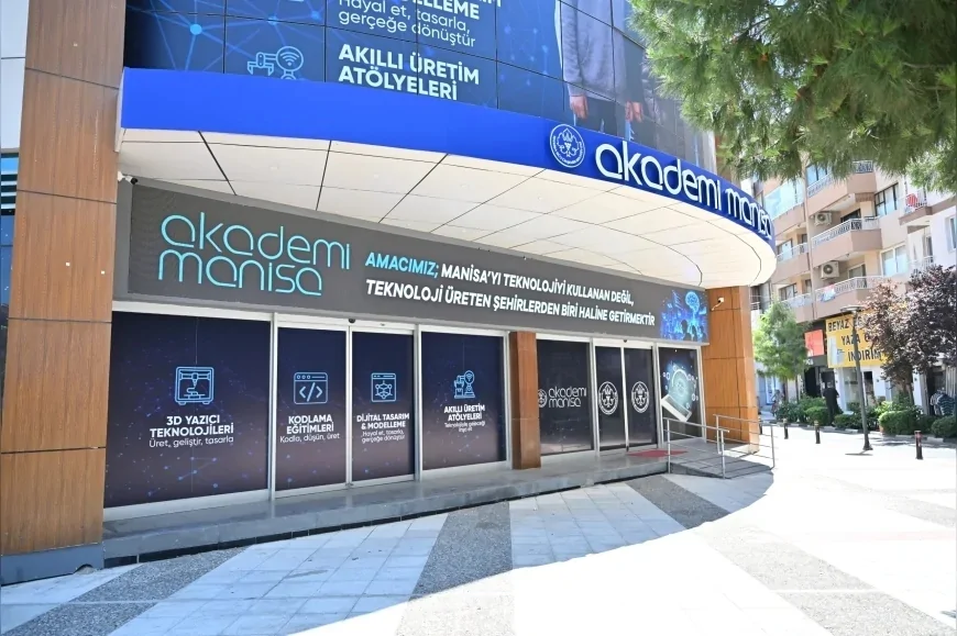 Manisa Büyükşehir Belediyesi Akademi Manisa’da ücretsiz teknoloji eğitimleri için kayıtları başlattı