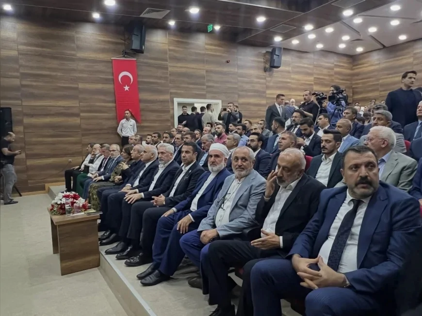 AK Parti Diyarbakır Milletvekili Galip Ensarioğlu: “Ortak akıl ve istişare kültürünü her alanda sürdüreceğiz”