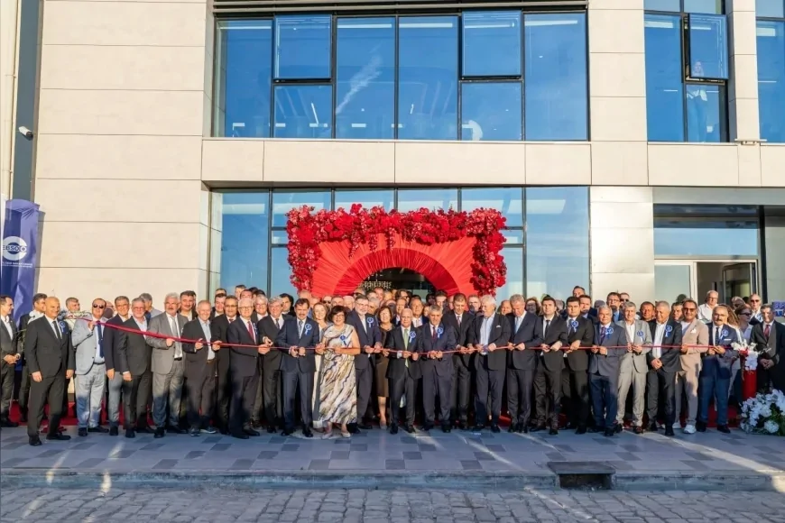 İzmir Büyükşehir Belediye Başkanı Dr. Cemil Tugay: “İzmir dönüşümün öncülerinden biri olmalı”