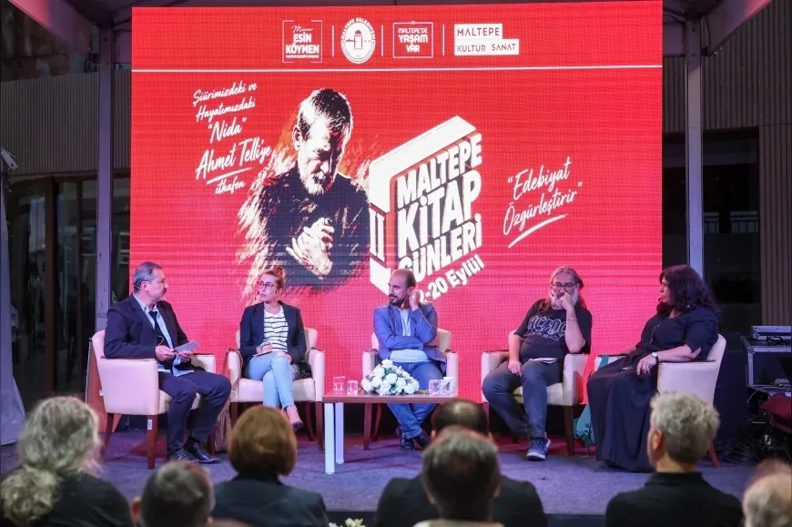 Maltepe Kitap Günleri’nde sinema ve müziğin beyaz perdedeki ilişkisi konuşuldu