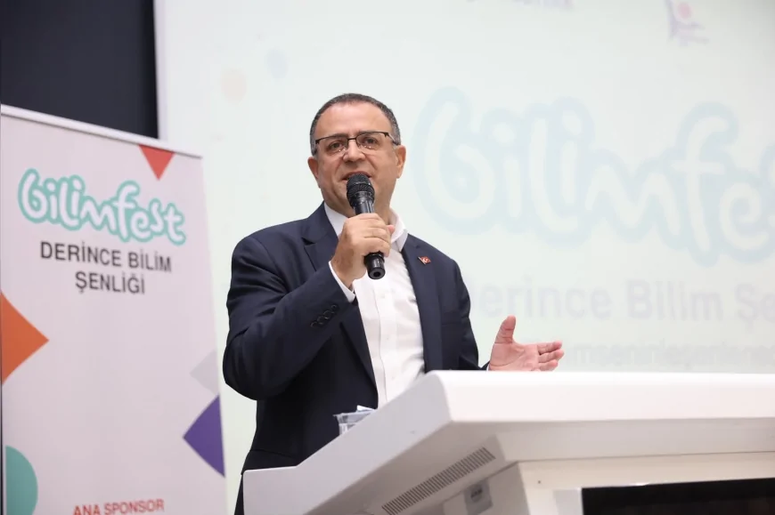Derince Belediye Başkanı Av. Sertif Gökçe: “Amacımız soran, sorgulayan, üreten ve hayal kuran bir gençlik oluşturmak”
