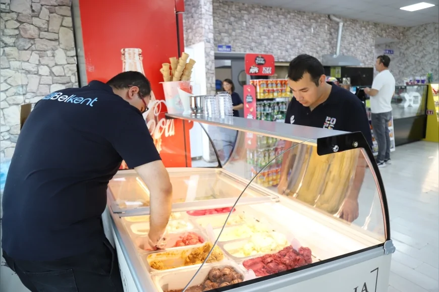 Eskişehir Büyükşehir Belediyesi Kapsayıcı İstihdam Projesiyle Özel Gereksinimli Gençleri Çalışma Hayatına Kazandırdı
