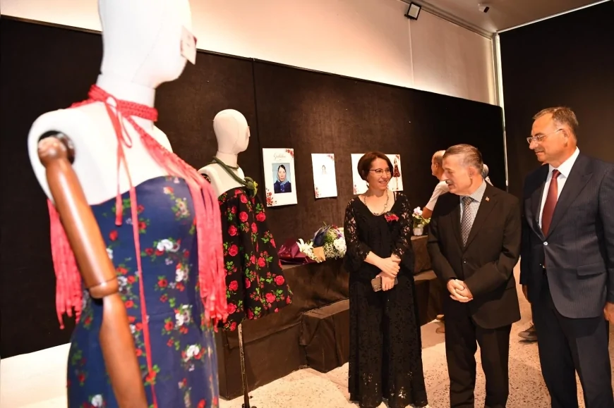 Altındağ’da “Güllühan” sergisi geleneksel çinti kumaşlarını çağdaş moda tasarımıyla buluşturdu
