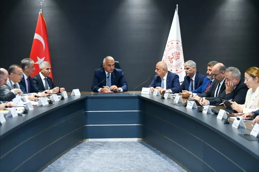 Kültür ve Turizm Bakanı Mehmet Nuri Ersoy: Deprem bölgesinin kültürel mirasına yaklaşık 34 milyar liralık yatırım hedefleniyor