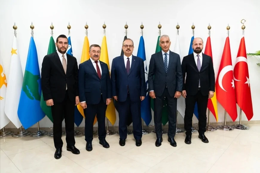 Ankara Valisi Yakup Canbolat Gölbaşı’nda belediye, esnaf, ASELSAN ve şehit ailesini ziyaret etti