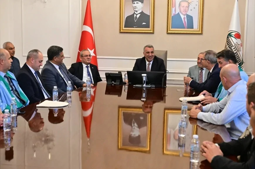 Manisa Büyükşehir Belediyesi Genel Sekreteri Burak Deste: “Üretenin her zaman başımızın üstünde yeri var”