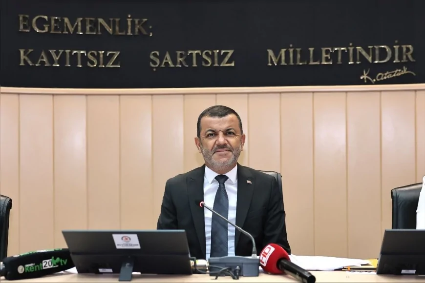 Denizli Büyükşehir Belediye Başkanı Bülent Nuri Çavuşoğlu: “Bir yerden her yere ulaşımın mümkün olduğu bir sistemi inşa ediyoruz”