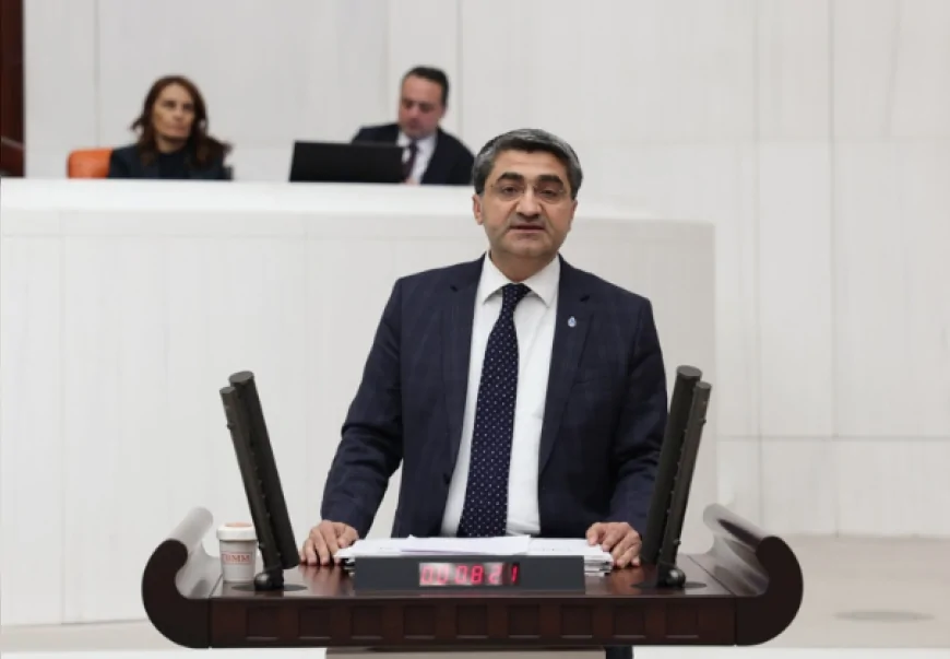 DEVA Partisi Genel Başkan Yardımcısı Mehmet Emin Ekmen: “Bir kâğıt 15 ayda 300 kat artıyorsa denetim var denilemez”