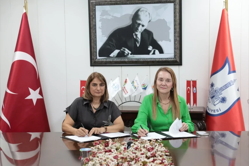 Konak Belediye Başkanı Nilüfer Çınarlı Mutlu: “Kadın cinayetlerinin nedenlerini kapsamlı biçimde ele alacağız”