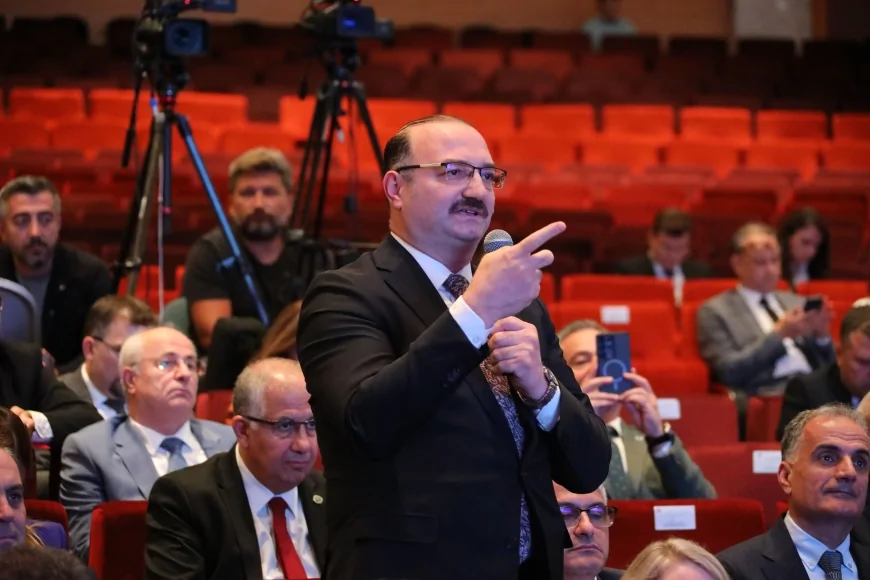 Atatürk Üniversitesi Rektörü Prof. Dr. Ahmet Hacımüftüoğlu: “Bu başarı ortak emeğimizin bir sonucudur”