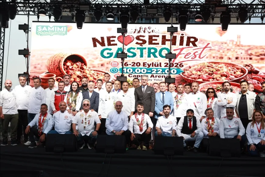 Nevşehir Gastro Fest, Kapadokya’nın gastronomi mirasını tanıtmak üzere coşkulu kortej yürüyüşüyle başladı