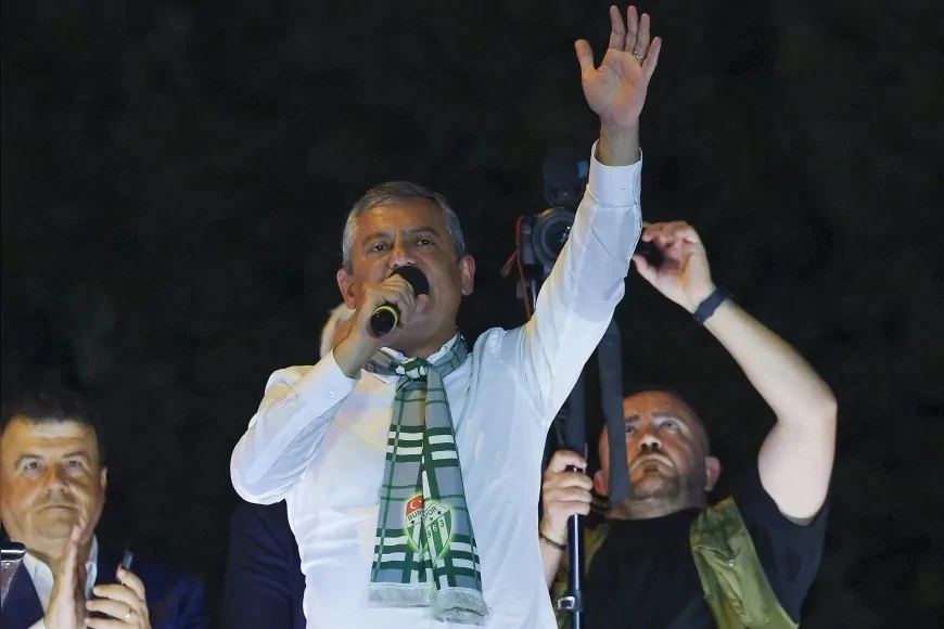 YENİ Parti Genel Başkanı Özgür Özel: “O sandığa varacağız, o seçimi alacağız ve iktidarı değiştireceğiz”