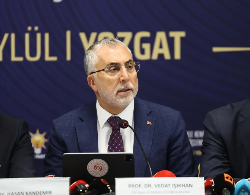 Çalışma ve Sosyal Güvenlik Bakanı Prof. Dr. Vedat Işıkhan: “Kahraman Gazilerimizin yanında olmaya devam edeceğiz”
