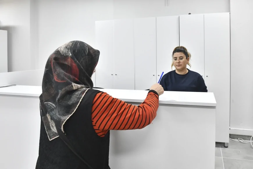 Ankara Büyükşehir Belediyesi Ulus Sosyal Hizmet Merkezi’ni Anafartalar Çarşısı’nda hizmete açtı