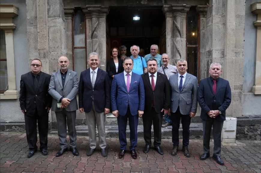 Giresun’da Atatürk’ün kente gelişinin 102. yılına özel tarihi belge ve fotoğraf sergisi açıldı