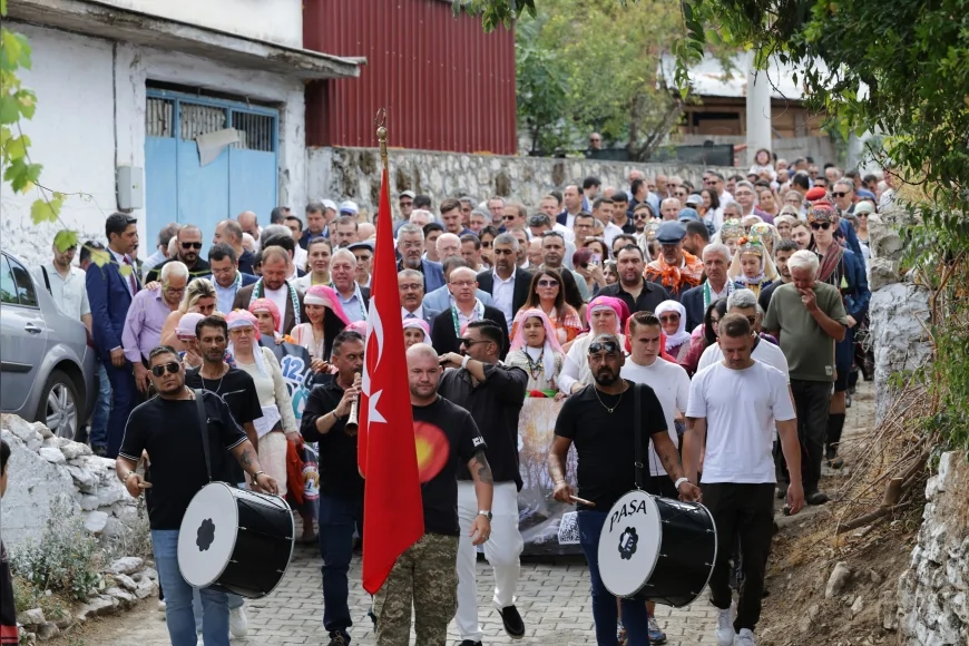 Menteşe’de 12’nci Göktepe Kültür ve Dayanışma Şenliği’nde Yöre Kültürü Gelecek Kuşaklara Aktarıldı