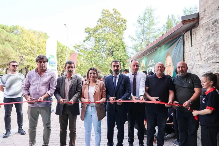 Çivril’de 5. Kitap Günleri başladı: 30’dan fazla yayınevi ve 25 yazar okurlarla buluşuyor