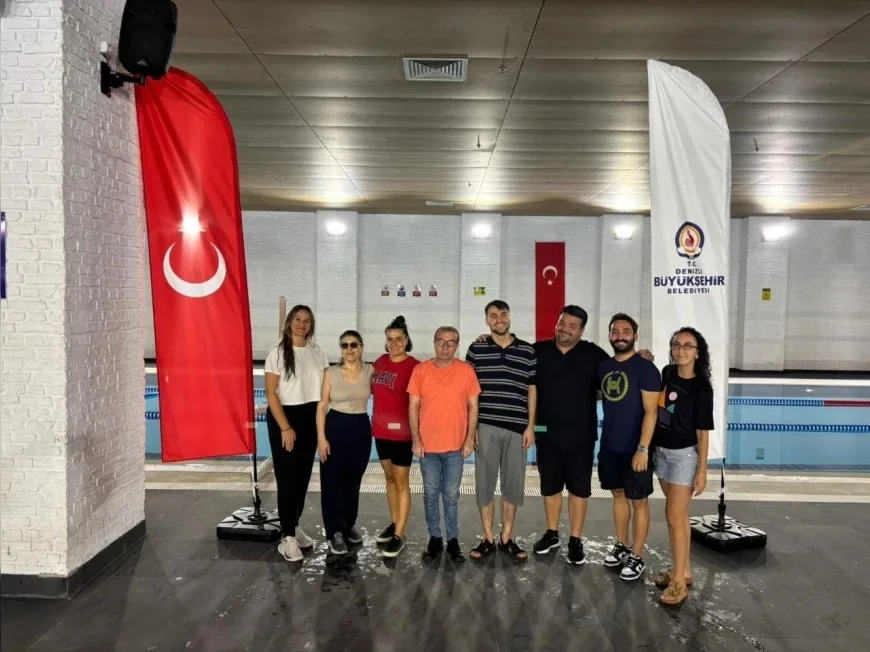 Denizli Büyükşehir Belediyesi görme engelliler için yüzme eğitimlerini başlattı