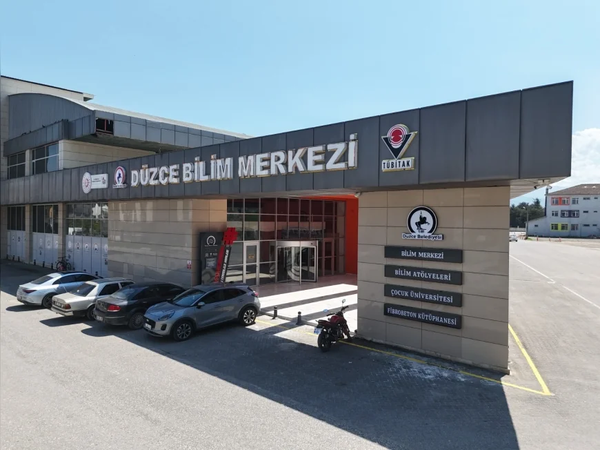 Düzce Bilim Merkezi’nde üç günlük Bilim Şenliği başlıyor: Atölyeler, deneyler ve bilim gösterileri düzenlenecek