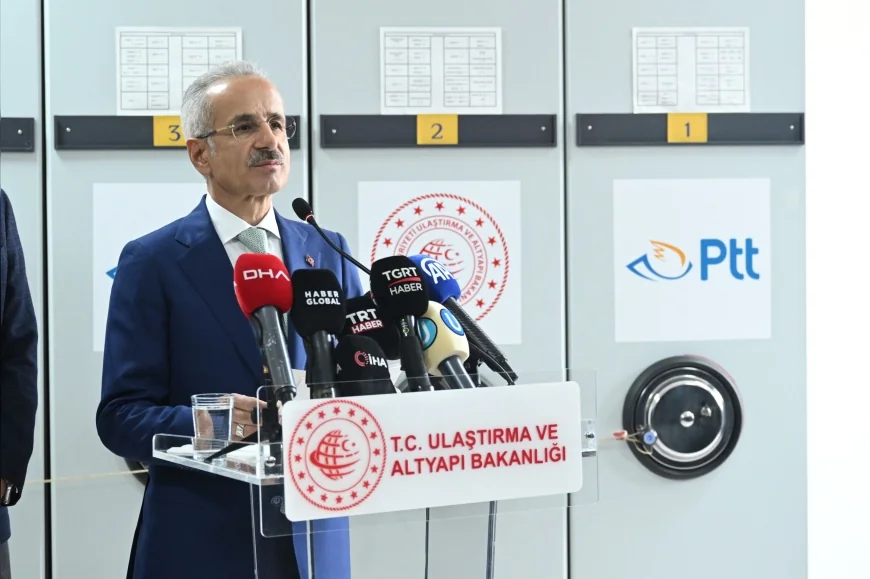 Ulaştırma ve Altyapı Bakanı Abdulkadir Uraloğlu: “2026 yılının ilk 6 ayında posta kolisi ve kargosu gönderi sayısı 728 milyonu aştı”
