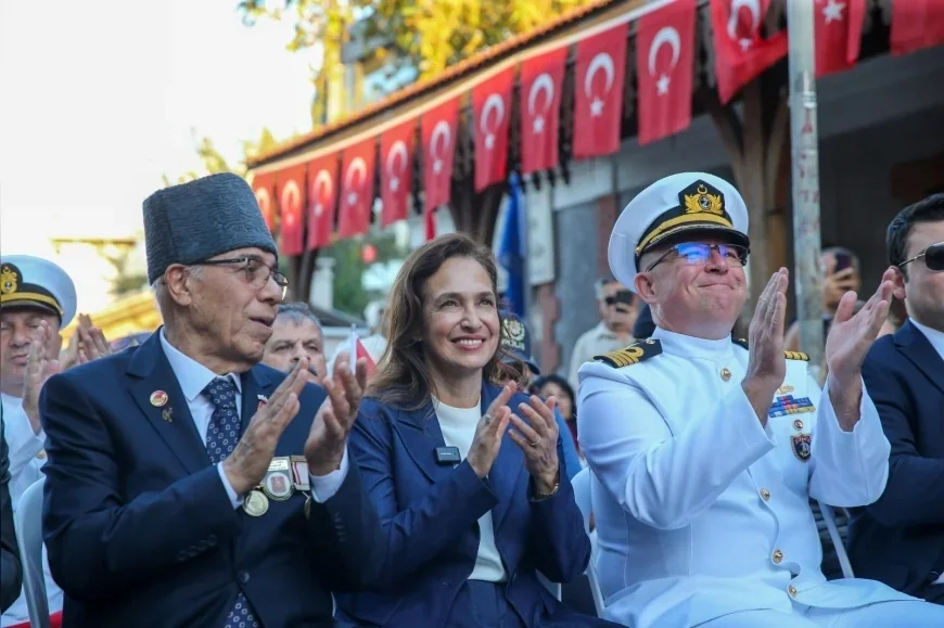 Karşıyaka Belediye Başkanı Yıldız Ünsal: “Gazilerimizin kahramanca mücadelesini daima gurur ve minnetle hatırlayacağız”