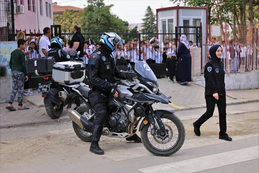 Keçiören’de zabıta ekipleri okul çevrelerinde öğrencilerin güvenliği için denetimleri artırdı