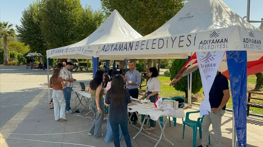 Adıyaman Belediye Başkanı Abdurrahman Tutdere: “Gençlerimizin eğitim yolculuğunda yanlarında olmaya devam ediyoruz”
