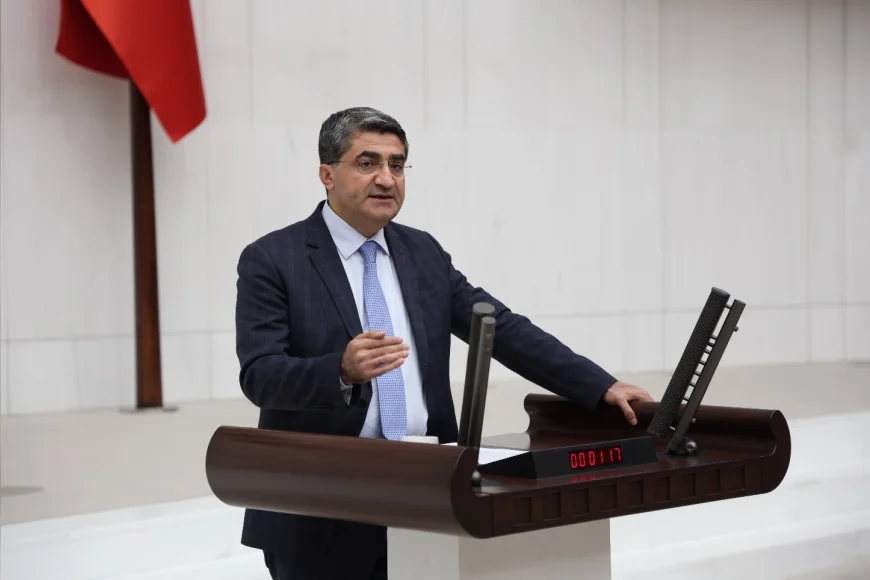 DEVA Partisi Genel Başkan Yardımcısı Mehmet Emin Ekmen: “Okul güvenliği, bina içi tedbirlerden ibaret değildir”