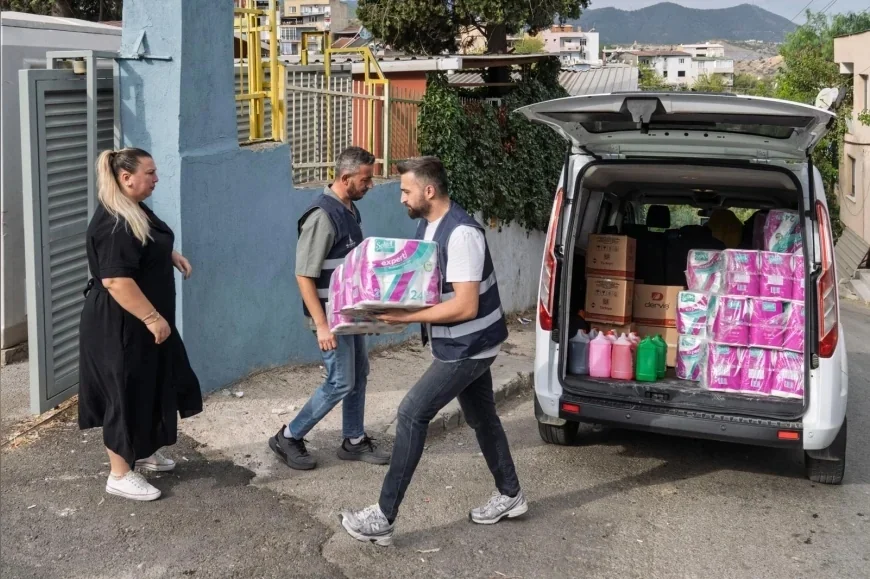 İzmir Büyükşehir Belediyesi 560 okula her ay hijyen seti ulaştırıyor